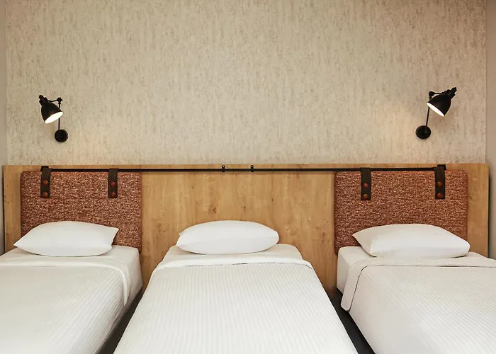 Hotell Smart By Point 4*