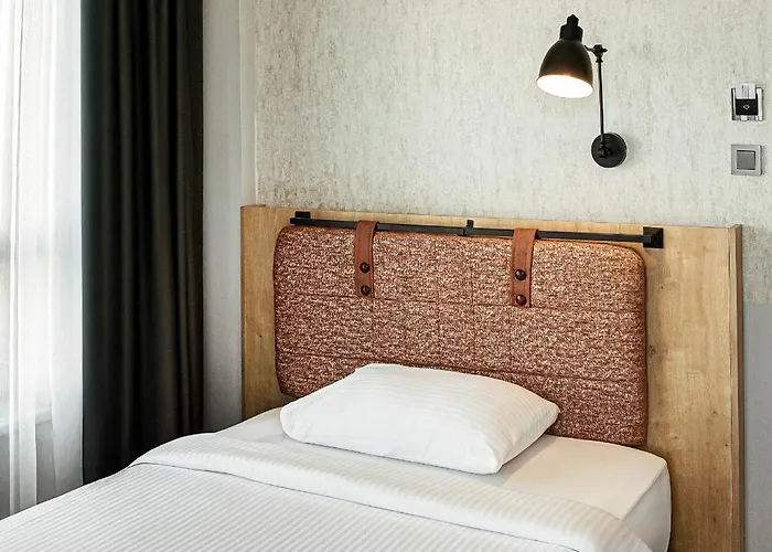 Smart By Point Hotell 4*